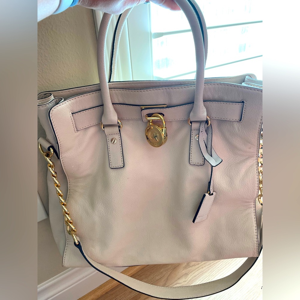 Large shoulder bag